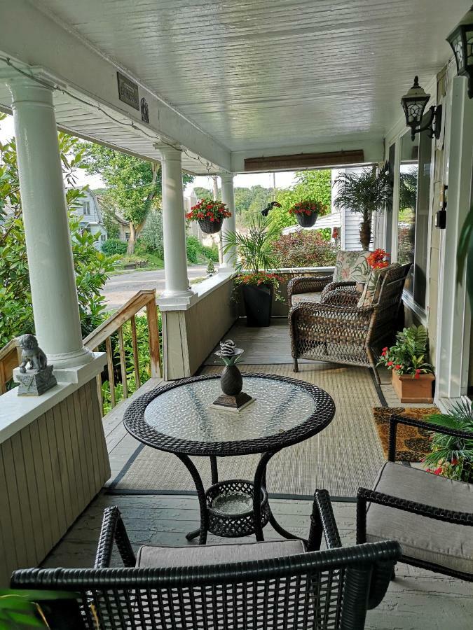Your Oasis In Niagara Falls Canada المظهر الخارجي الصورة