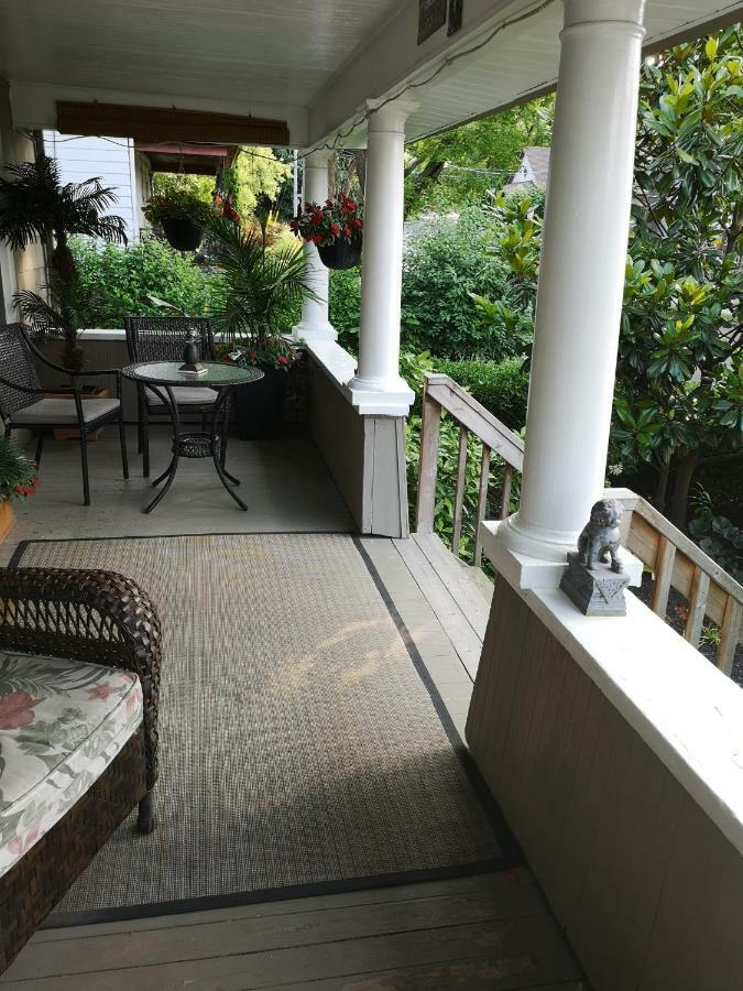 Your Oasis In Niagara Falls Canada المظهر الخارجي الصورة